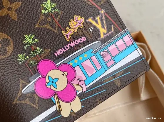 WIS PASSPORT LOUIS COVER VUITTON 0423